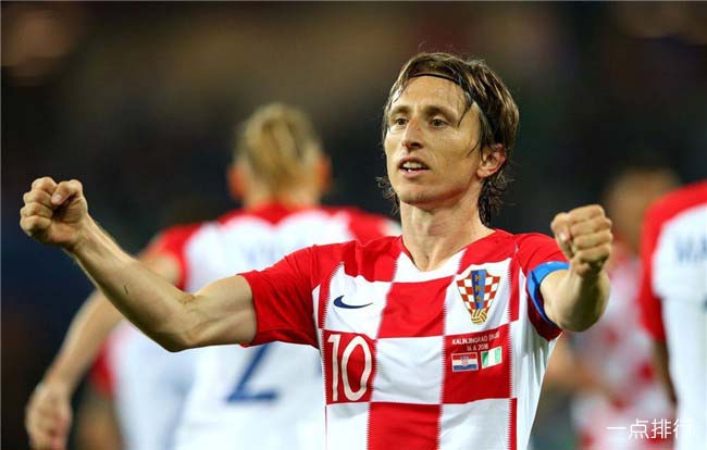 珍妮：浓眉是基石 本没打算交易他 所以为了东契奇我们付出了很多