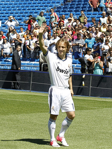 圣地亚哥教士队与迈克尔·金达成 3 年续约协议，巩固后达比修有时代的轮值