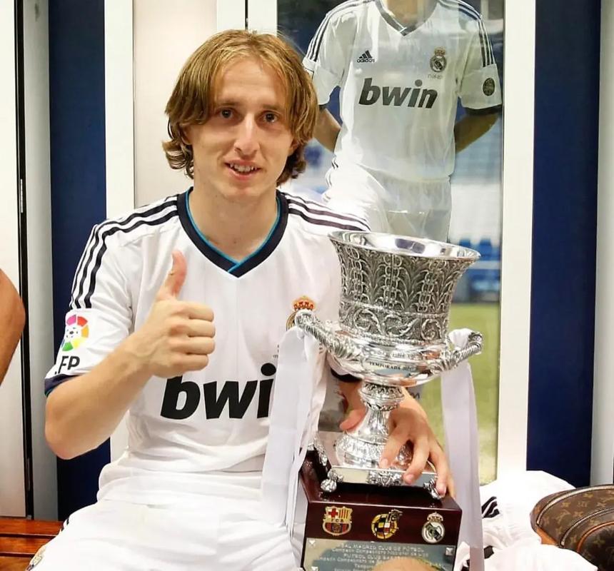 泽林斯基：对结果感到失望，但我们是一支强大的球队会反弹的