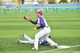 马尔卡宁持续得分表演，半场17分扛起进攻大旗