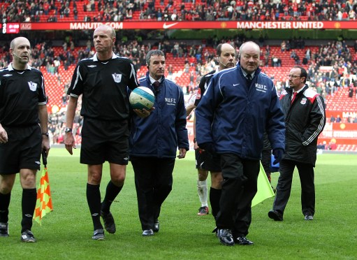 并暗指判罚